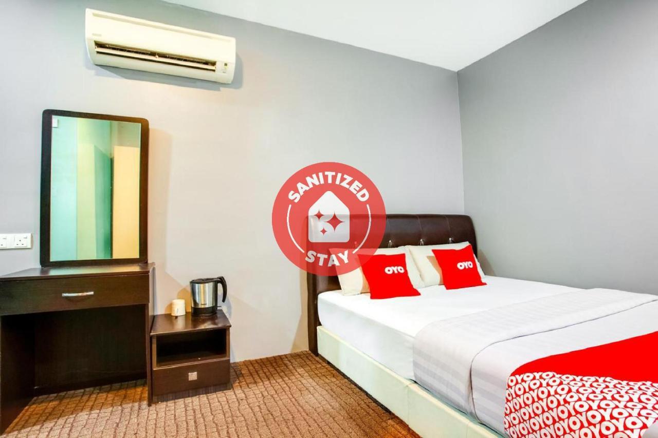 Oyo 89652 P Line Hotel Johor Bahru Dış mekan fotoğraf