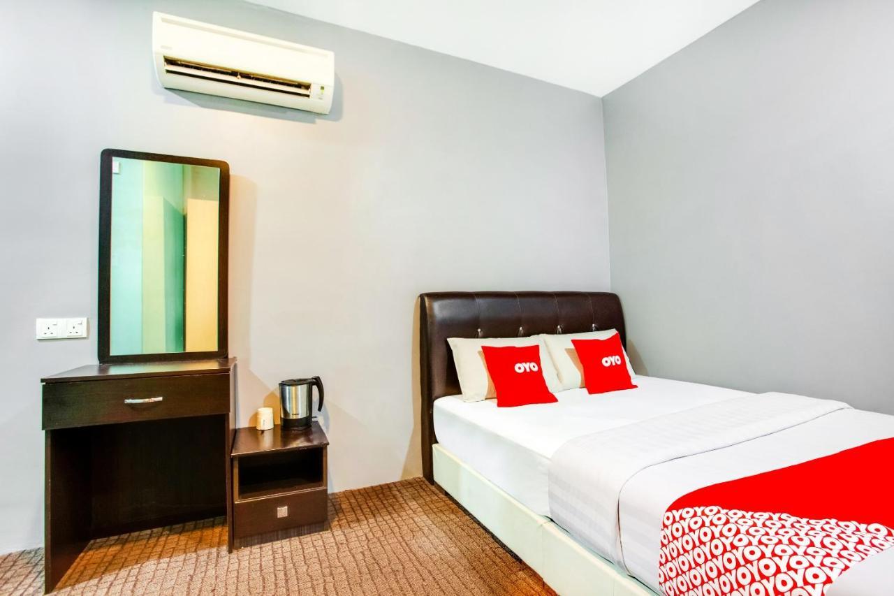Oyo 89652 P Line Hotel Johor Bahru Dış mekan fotoğraf