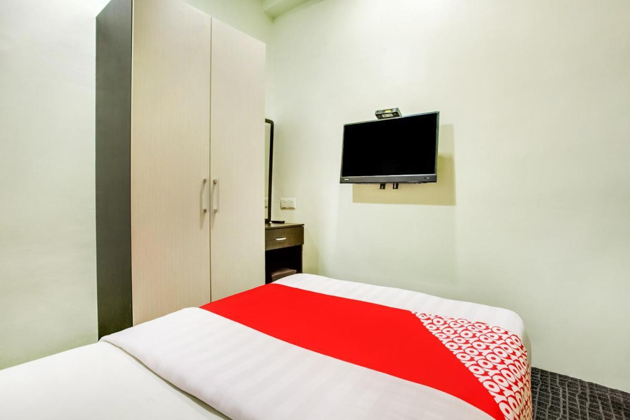 Oyo 89652 P Line Hotel Johor Bahru Dış mekan fotoğraf
